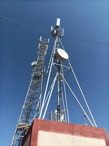 Telecom towers and field microwave networks